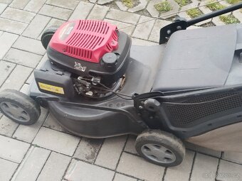 Prodám sekačku bez pojezdu plně funkční - 4