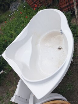 Vany a umyvadla s baterií - 4