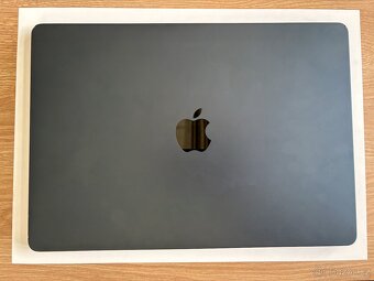 Apple MacBook Air 15" (M3 24GB RAM / 512GB SSD) - 4
