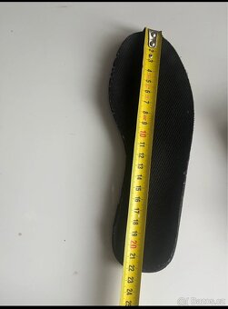 BASKETBALOVÉ BOTY UA 35,5/ 22,5cm - 4