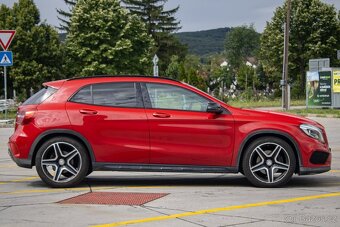 Mercedes-Benz GLA 220d AMGline 4MATIC - 4