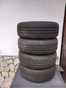 Prodám zimní pneu 205/55 R 17 - 4