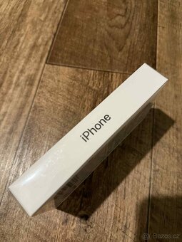 iPhone SE 2020 64gb black - 4