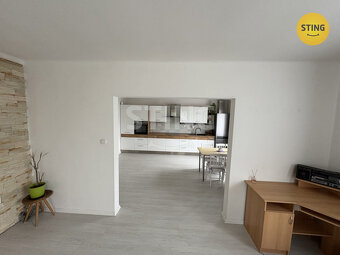 Prodej, RD 4+2, dvougenerační, plocha pozemku 660 m2, 132438 - 4