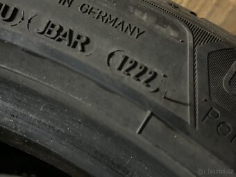 Zimní pneu 245/45 R18 100H Goodyear 6mm - 4