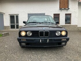 BMW E30 COUPE - 4