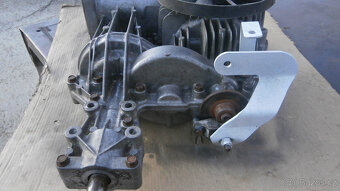 Peerless převodovka hydrostatická - 4