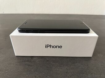 iPhone SE 2020 Black 128GB - 4