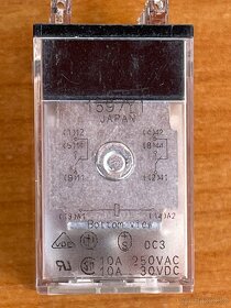 relé OMRON MY 2 220/240V AC - 4