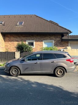 Ford Focus 1.6 - 4