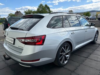 Škoda Superb 2.0TDi 110kW DSG7 SportLine, panorama, tažné - 4