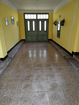 Brno - Židenice dům 3 bytové jednotky se zahradou 860 m2 - 4