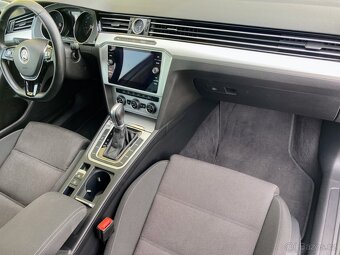 Volkswagen Passat Variant 2,0 TDi, DGS automat, CEBIA - 4