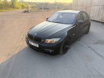 BMW E90 330D M-Paket - 4