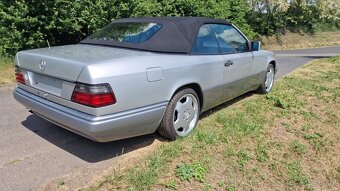 Mercedes E 124 320/24W cabrio, nehavarované,r.v.94 - 4