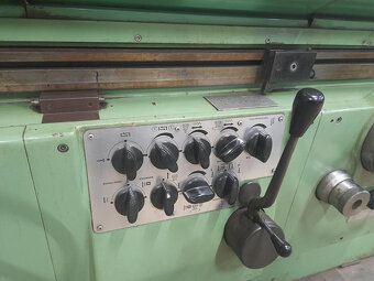 Válcová bruska TOS Hostivař BHU 320 x 1500 - 4