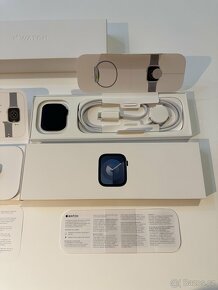 Apple Watch Series 9 GPS 41mm (černé s černým řemínkem) - 4