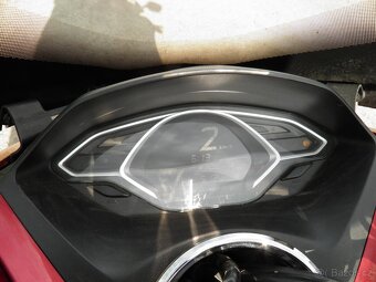 HONDA 125 PCX - 4
