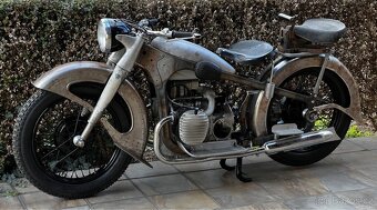 BMW R12 - 4