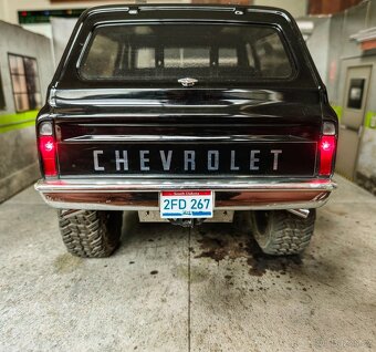 RC auto Traxxas TRX-4 Sport Chevrolet Blazer 1969 - 4