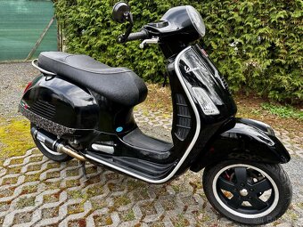 VESPA 300 GTS super - 4
