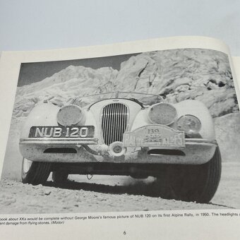 The JAGUAR XKs - Paul Skilleter - 4