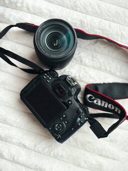 Canon 77D Eos + objektiv EF-S 18-135mm IS STM + brašna - 4