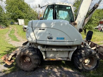 Prodám Mecalac 714 kolové rypadlo - 4
