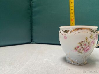 Porcelánový šálek - 4