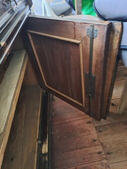 Komoda starožitná - 4