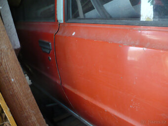 karoseria Skoda 105M - 4