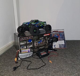 Traxxas Maxx v2 - 4