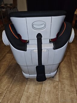 Britax Römer KIDFIX II XP - 4