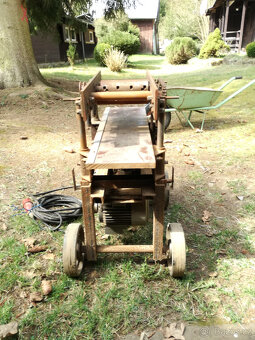 Rozdělaná protahovačka - 4