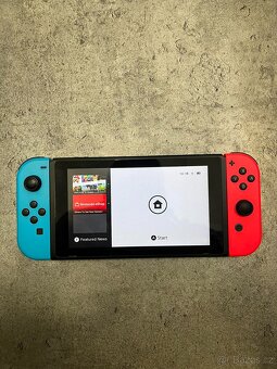 Nintendo Switch - 4
