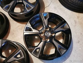 Opel Corsa F - originál 17" alu disky - 4