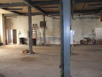 Pronájem nebytových prostor u Tesca-garáže 217,5m2 - 4