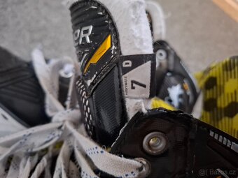 Hokejové Brusle Bauer Supreme M3 SR vel. 7 - 4