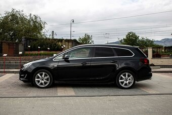 Opel Astra Sport Tourer ST 1.4 Turbo 140k Cosmo - 4
