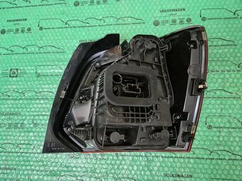 levé zadní světlo VW Polo (6R) 6C0945095M - 4