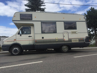 Obytné auto Iveco Turbo Daily 2.5TD 35-10 - 4