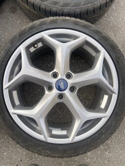 Original kola Ford R18 235/40 letní pneu, 5x108 - 4