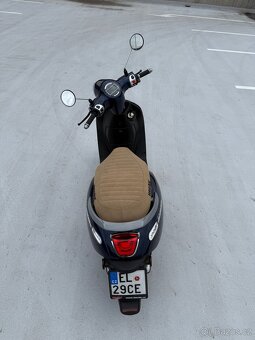 Elektrický skútr s motorem 3000 W. Max rychlost 45 km/h - 4