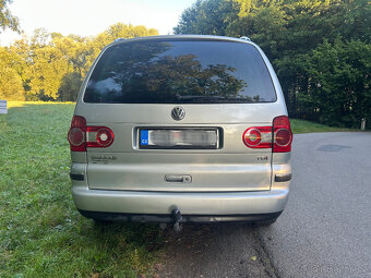 Prodám VW Sharan 1.9TDI 85Kw AUY r.v.2006 7 míst - 4