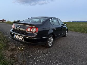 VW Passat B6 2.0 TDI 4MOTION (první majitel) - 4