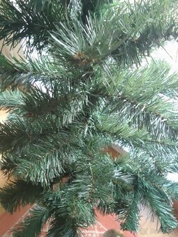 Umělý vánoční stromek - 4