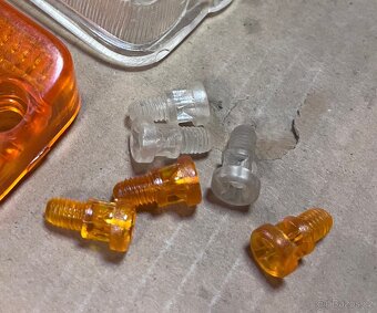 Kryty blinkrů Fiat 127, 128, 131 - 4