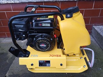 Vibrační deska wacker neuson 70ybx - 4