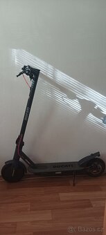 Elektro koloběžka Ducati - 4