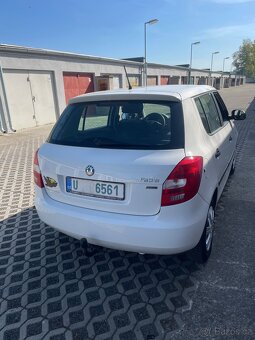 Prodám Škoda Fabia 1.2htp 51 kw r.v.2012 - 4